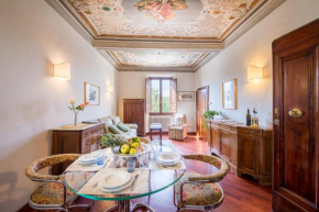 Botticelli-A Flat with a View, on Santo Spirito